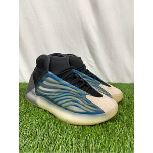 Size 10.5 Authentic Adidas Yeezy Basketball‎ Quantum Frozen Blue